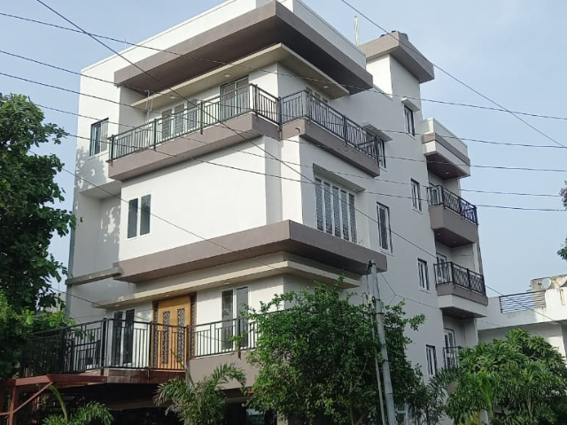 Mr. Vinay Deo (Shastri Nagar)